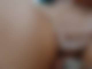 amalarabic's Live Sex Cam Show