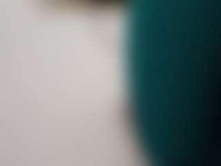 Live cam show with amalarabic - Thin on CamwithHer