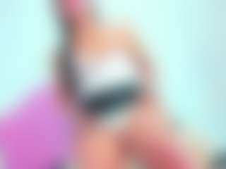 Live cam show with Dirtypeyton - Brown Eyes on SinfulBabes