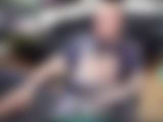 Live cam show with Leek - Handjob on https://playwithruby.com
