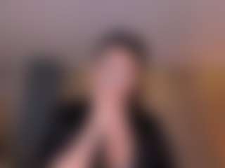 Live cam show with PaulinaSantos - Living Room on Free Soda