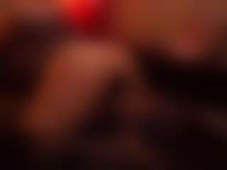 Live cam show with JenniferStarTS - HD on Streamer API