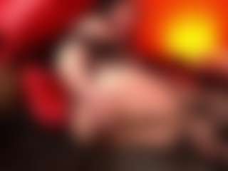 Live cam show with JenniferStarTS - Tease on Camsoda