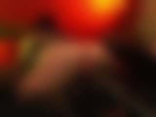 Live cam show with JenniferStarTS - Brown Eyes on Camsoda