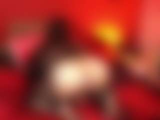 Live cam show with JenniferStarTS - Brown Eyes on Camsoda