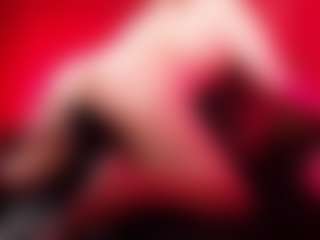 Live cam show with JenniferStarTS - Red Hair on Camsoda