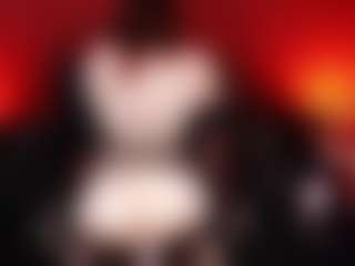 JenniferStarTS's Live Sex Cam Show