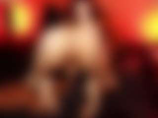 Live cam show with JenniferStarTS - Dirty Talk on SquirtSoMuch