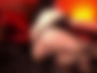 Live cam show with JenniferStarTS - Brown Eyes on Camsoda