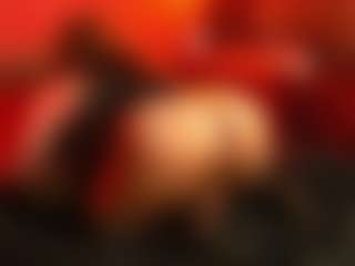JenniferStarTS's Live Sex Cam Show