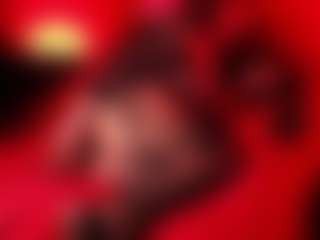 Live cam show with JenniferStarTS - Mature on CamClone