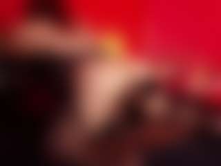 Live cam show with JenniferStarTS - Average on Camsoda