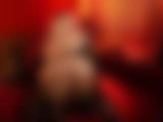 JenniferStarTS's Live Sex Cam Show