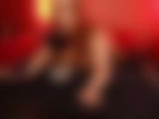 JenniferStarTS's Live Sex Cam Show