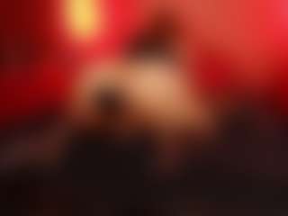 Live cam show with JenniferStarTS - Average on Camsoda