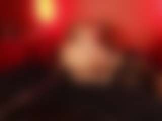 Live cam show with JenniferStarTS - Average on StripNow