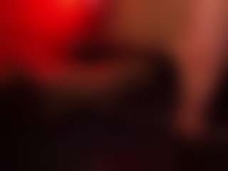 Live cam show with JenniferStarTS - Brown Eyes on Camsoda