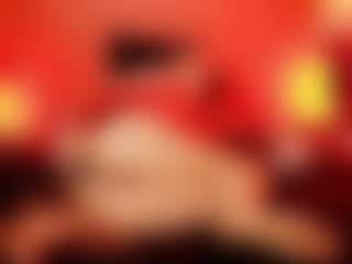 Live cam show with JenniferStarTS - Brown Eyes on Camsoda