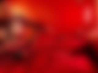 Live cam show with JenniferStarTS - Brown Eyes on fapnchat