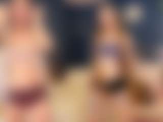 Live cam show with blushmikki - Camel Toe on Livezox