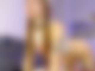 Live cam show with blushmikki - HD on Milfs Live