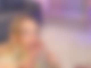 Live cam show with blushmikki - Striptease on AdultVida.com