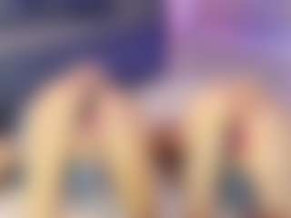 Live cam show with blushmikki - Deepthroat on CamClone