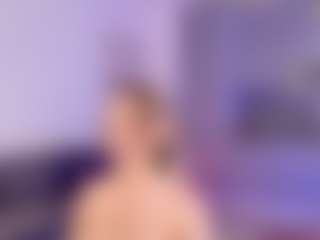 Live cam show with blushmikki - Camel Toe on Hubzter Live