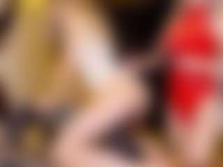 Live cam show with blushmikki - Nipple Play on Milfs Live