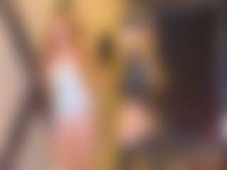 Live cam show with blushmikki - Riding on StripNow