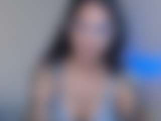 Live cam show with Dahlia - Strip Lovense on Camsoda