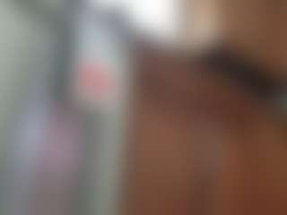 Blaze_Onn1 MILF webcam performer live streaming