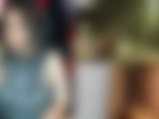 Blaze_Onn1 MILF webcam performer live streaming