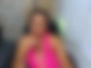 Live cam show with Cattleya MaturePure - Lovense Middle Aged on Camsoda Late Night