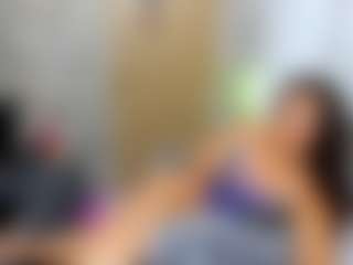 Live cam show with Cattleya MaturePure - Gamer Mature on livesuperchat.net