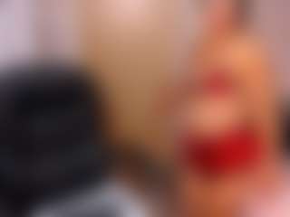 Live cam show with Cattleya MaturePure - Shaved Pussy on Camsoda