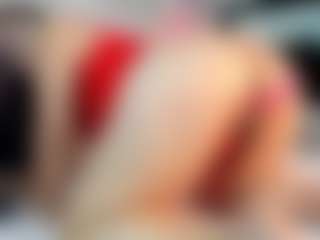 Live-Cam-Show mit Cattleya MaturePure - Public MILF auf Camsoda