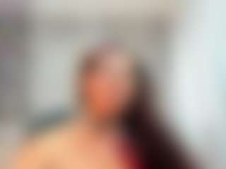 Live cam show with Cattleya MaturePure - Public MILF on intimatelivegirls.com