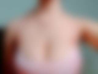 kittyeyess's Live Sex Cam Show