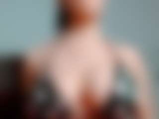 Live cam show with kittyeyess - Erotic Dance on sexytreat.net
