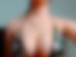 Live cam show with kittyeyess - Hairy Pussy on eurowanks.com