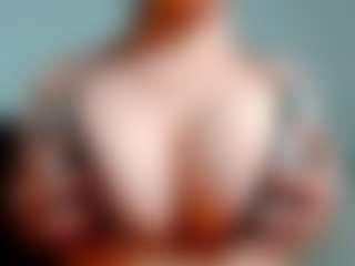Live cam show with kittyeyess - Public on Stripli.com