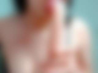 kittyeyess's Live Sex Cam Show
