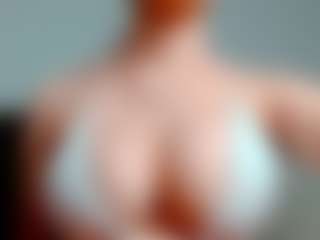 Live cam show with kittyeyess - Ebony on TeamSkeetLive | colombia