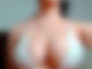 kittyeyess's Live Sex Cam Show