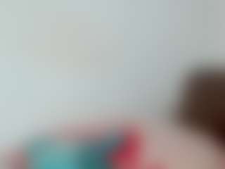 Live cam show with kittyeyess - Natural on https://playwithruby.com