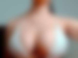 Live cam show with kittyeyess - Wet on Mixed Magazine Live