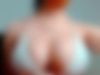 Live cam show with kittyeyess - Ebony Teen (18+) on liverealitysex.com