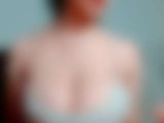 Live cam show with kittyeyess - Black on Camiplay Live