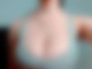 Live cam show with kittyeyess - Dildo Or Vibrator on Soda Cam